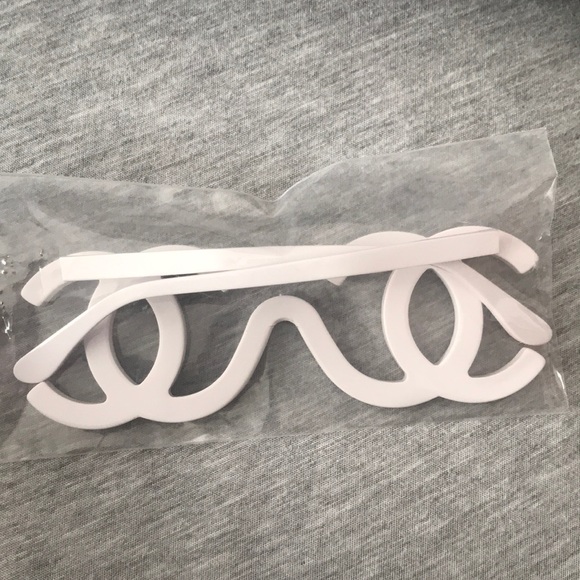 Chanel Sample Logo “Sunglasses” Runway Model RARE main image 4